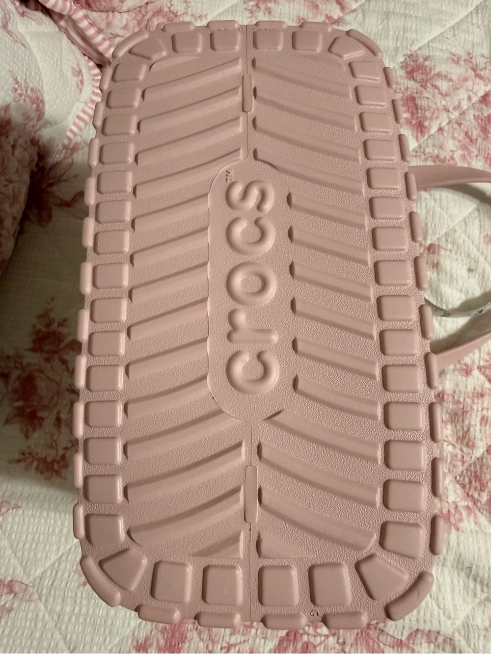 Crocs Classic Small Pink Tote Bag - Picture 3 of 4